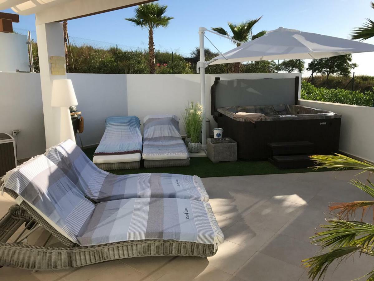 Estepona Luxe Top Appartement In Finca De Cortesin D38 Kültér fotó